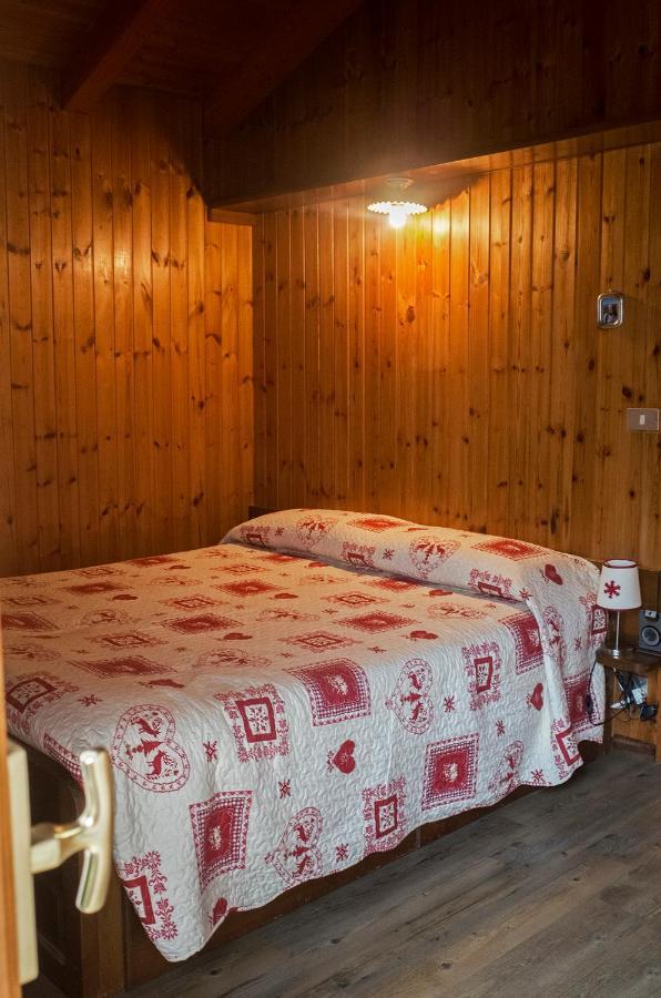Chalet Indipendente In Centro A Valtournenche Eksteriør bilde